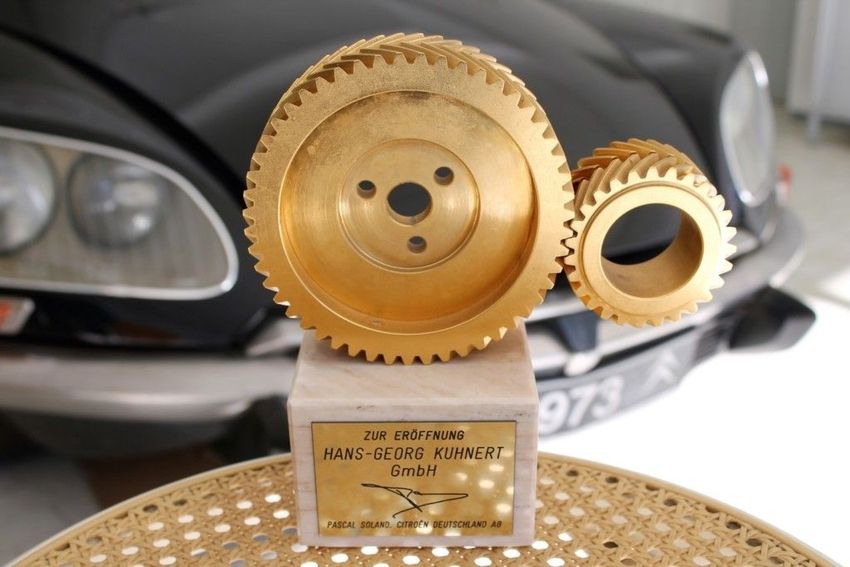 Geschenk von Citroën Deutschland zur Eröffnung der Hans-Georg Kuhnert GmbH